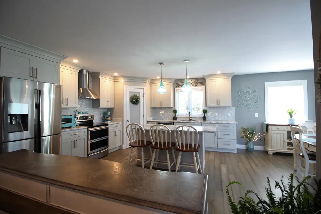 7 Champagne Lane Lisbon ME 04250
