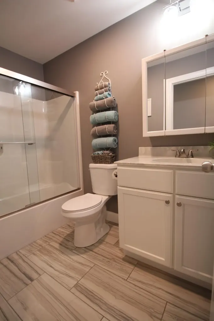 7 Champagne Lane Lisbon ME 04250
