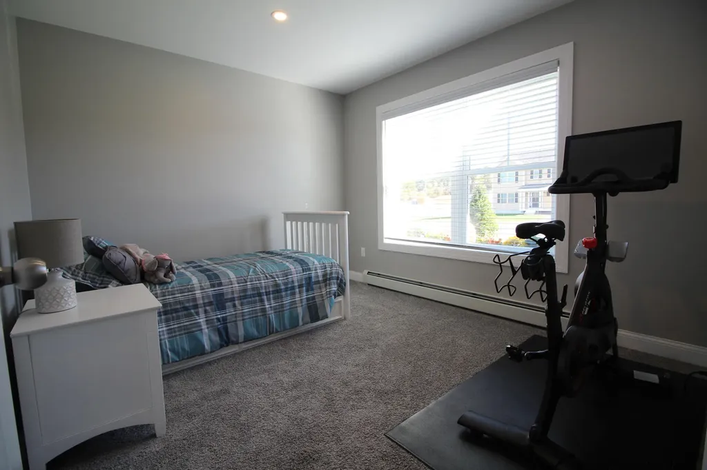 7 Champagne Lane Lisbon ME 04250