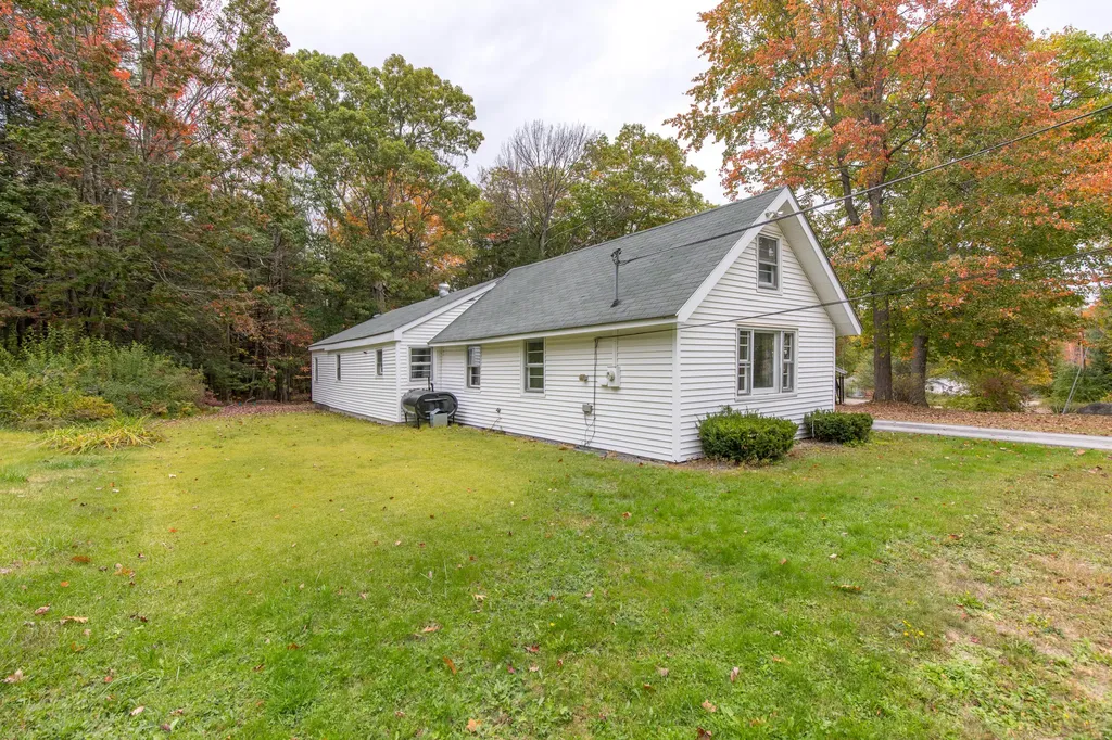 34 Overlook Road Windham ME 04062