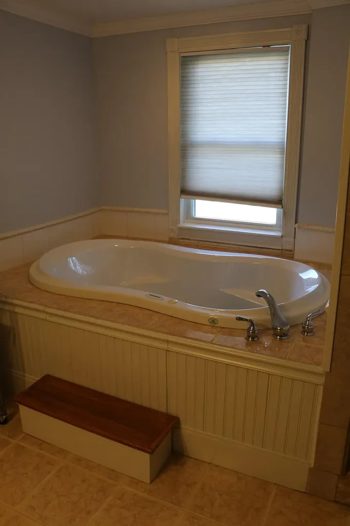 39 Maple Street Ellsworth ME 04605