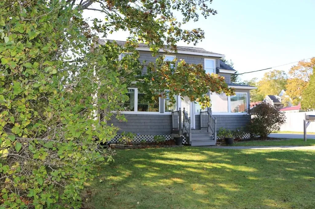 39 Maple Street Ellsworth ME 04605