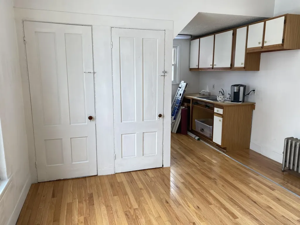 9 Elm Street Gorham ME 04038