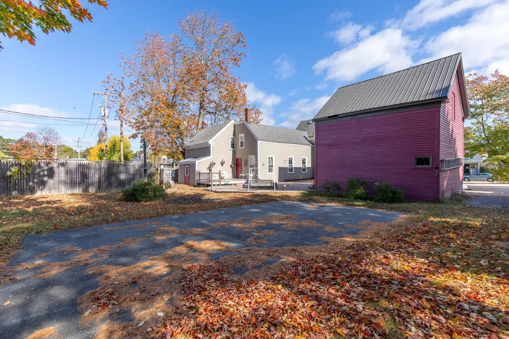 9 Elm Street Gorham ME 04038
