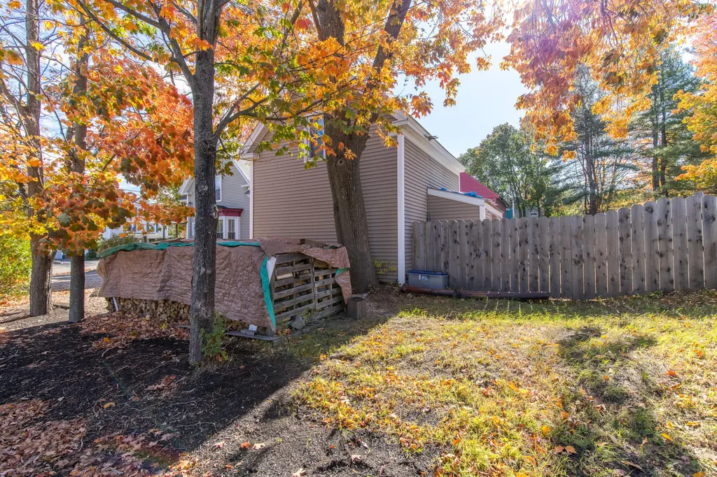 9 Elm Street Gorham ME 04038