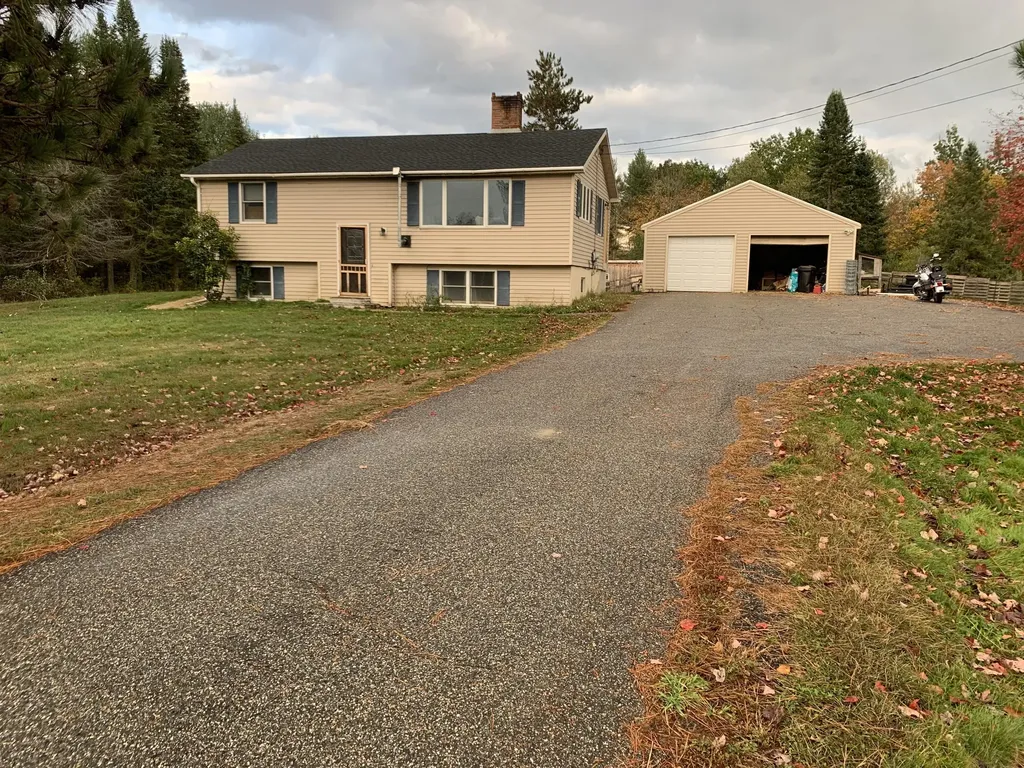 197 Mountain Road Arundel ME 04046