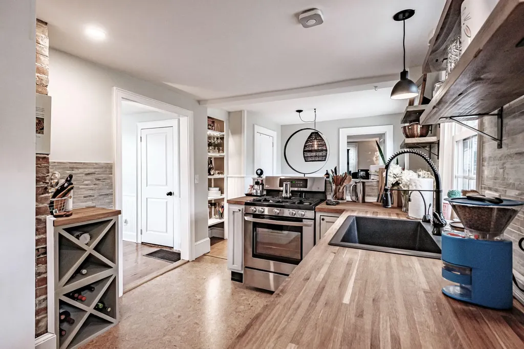 12 Bay View Drive Portland ME 04103