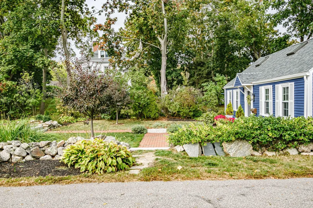 12 Bay View Drive Portland ME 04103