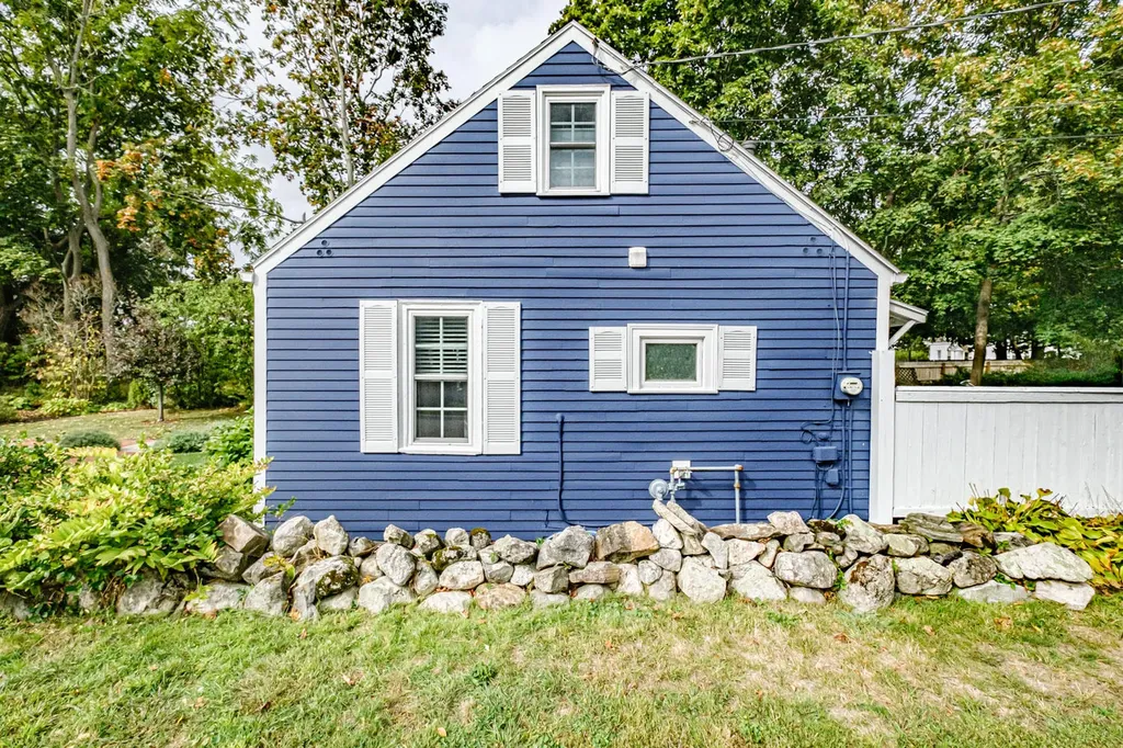 12 Bay View Drive Portland ME 04103