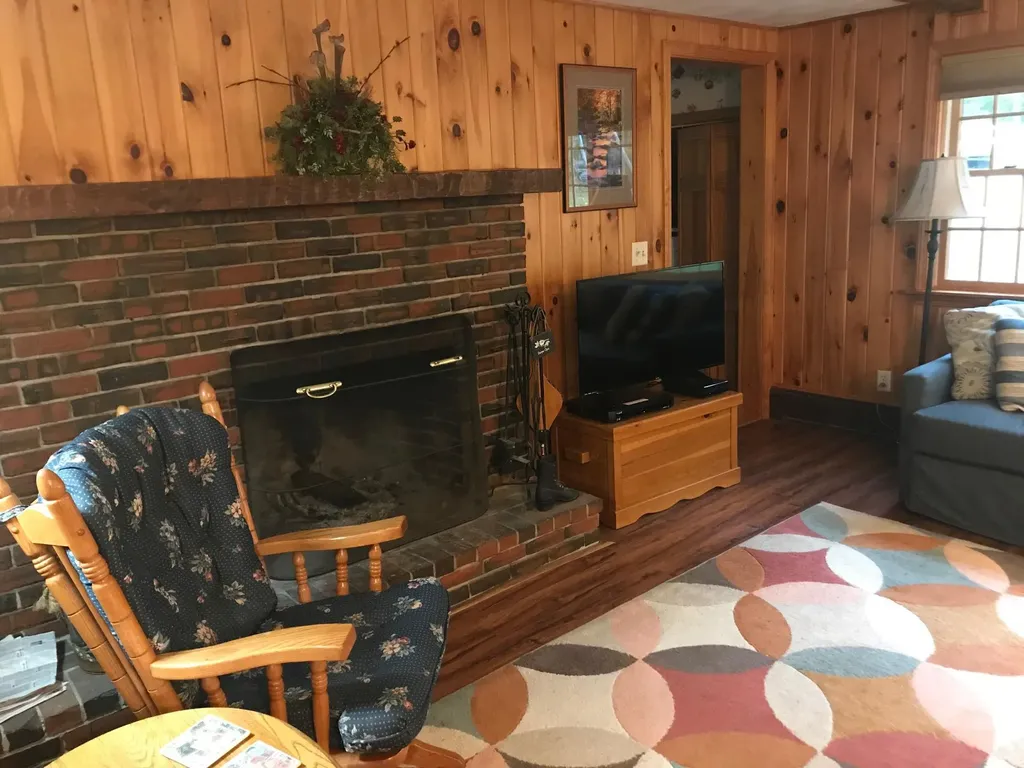 18 Birch Drive Raymond ME 04071