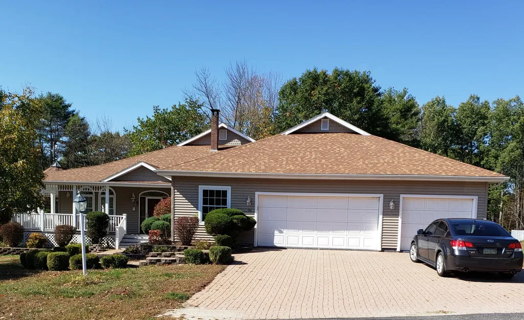 32 Waters Edge Drive Lewiston ME 04240