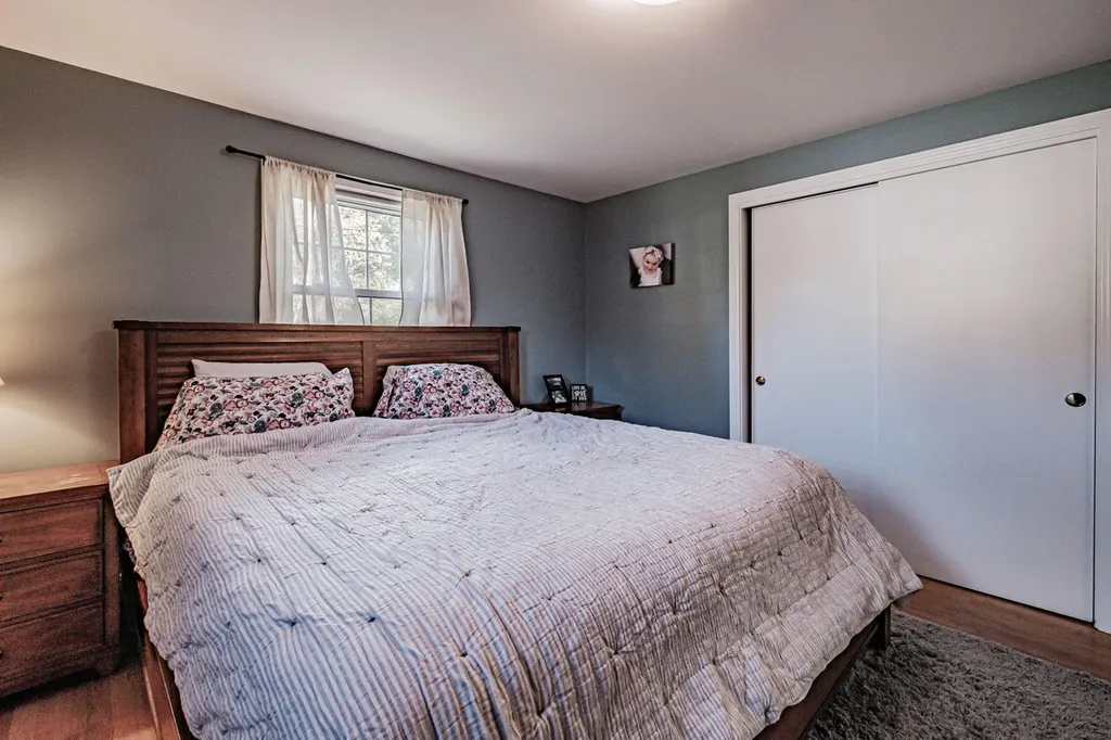 77 Rand Road Yarmouth ME 04096