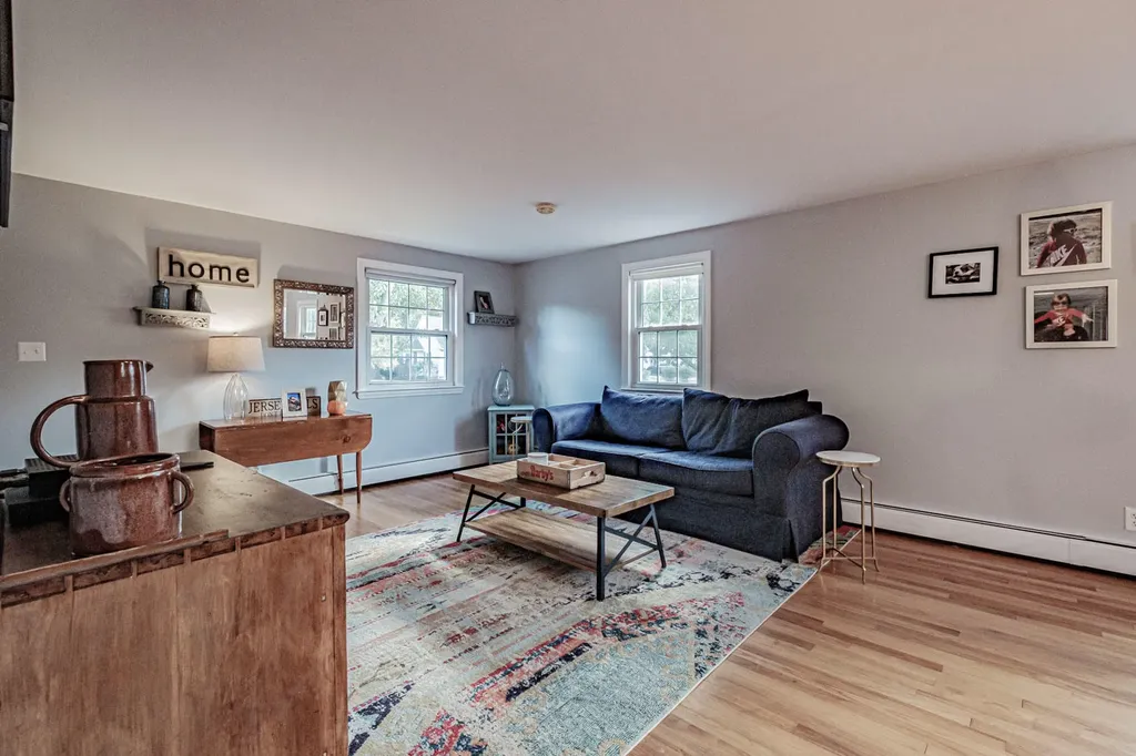 77 Rand Road Yarmouth ME 04096