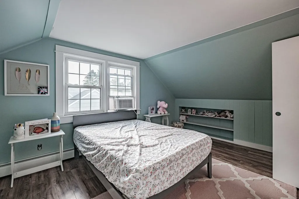 77 Rand Road Yarmouth ME 04096