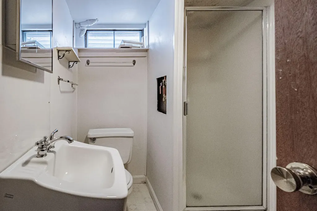 77 Rand Road Yarmouth ME 04096