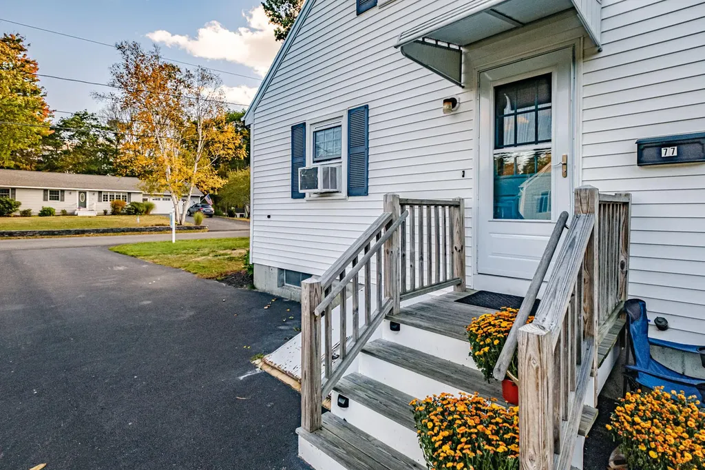 77 Rand Road Yarmouth ME 04096