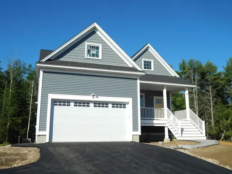 44 Huntington Way Kittery ME 03904