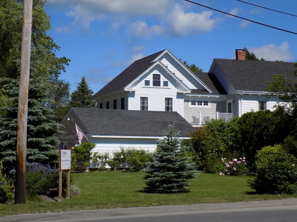26 Rankin Street Rockland ME 04841