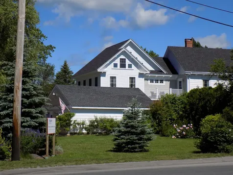 26 Rankin Street Rockland ME 04841