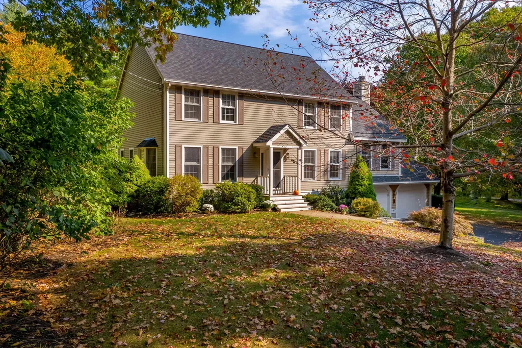18 High Rock Road York ME 03909