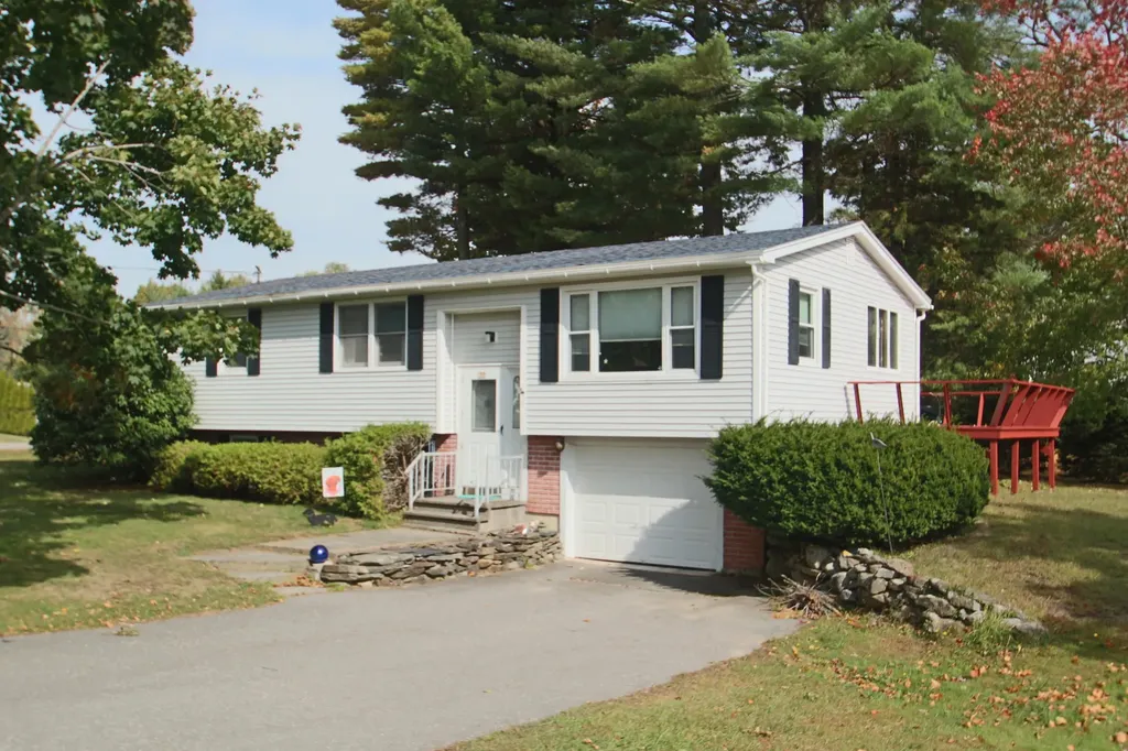 75 Booker Street Thomaston ME 04861