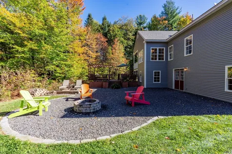 15 Highland Ridge Hollis ME 04042