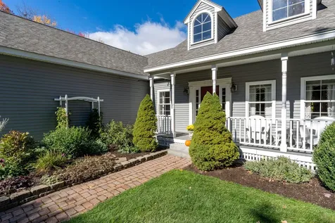 15 Highland Ridge Hollis ME 04042