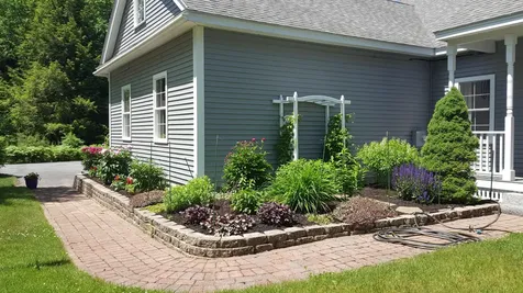 15 Highland Ridge Hollis ME 04042