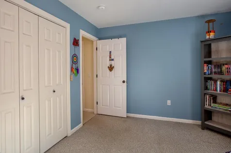 11 Brooke Lane New Gloucester ME 04260