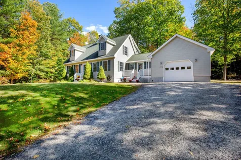 11 Brooke Lane New Gloucester ME 04260