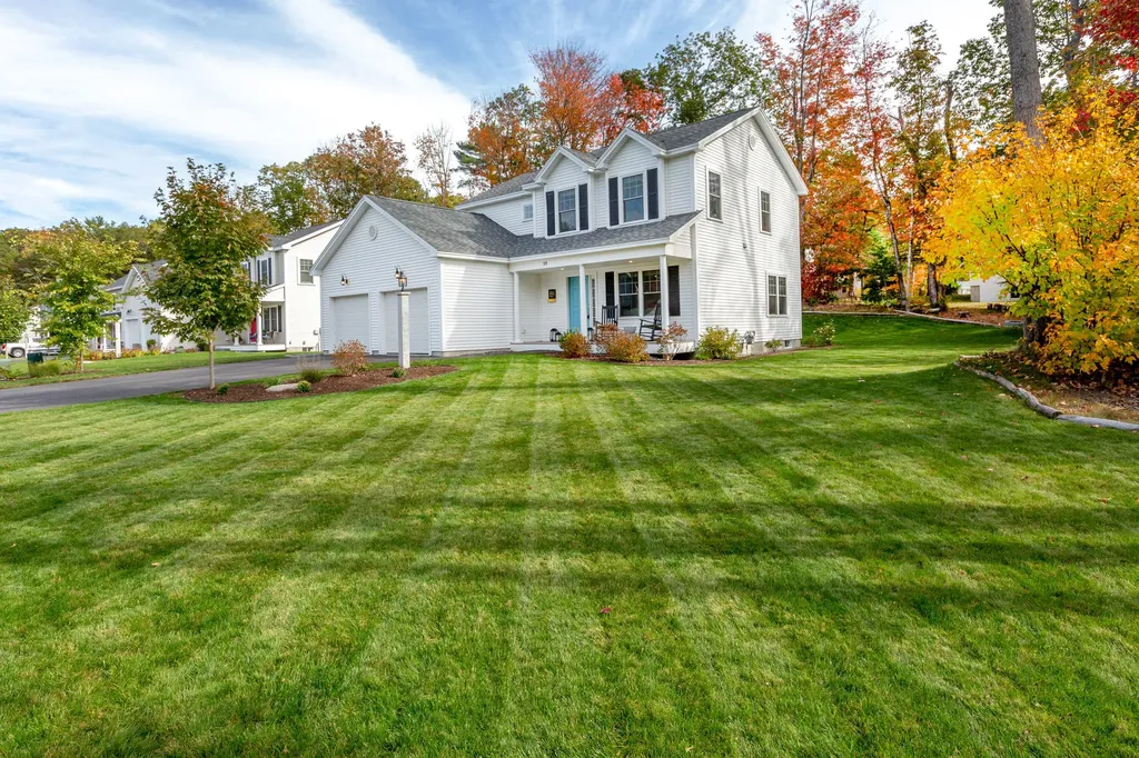 99 Forest Glen Lane Topsham ME 04086