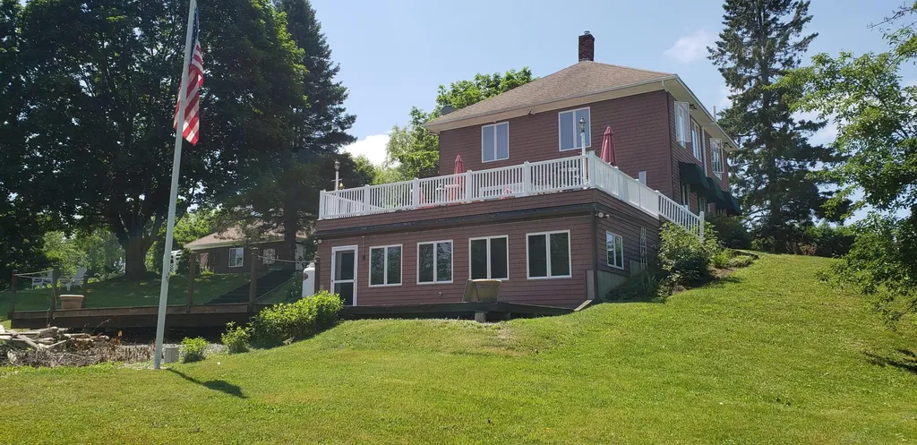 15 Brochu Lane Brewer ME 04412