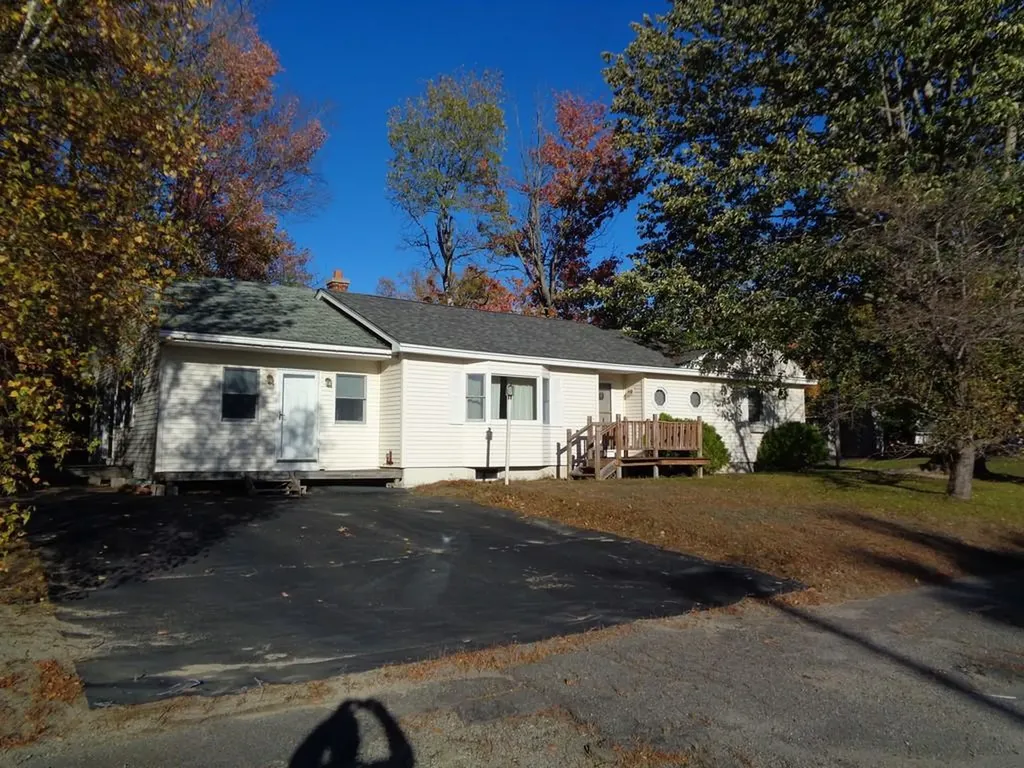 89 Rhode Island Avenue Millinocket ME 04462
