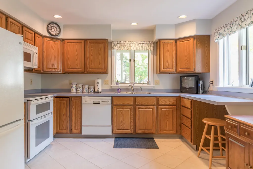 1 Juneberry Court Yarmouth ME 04096