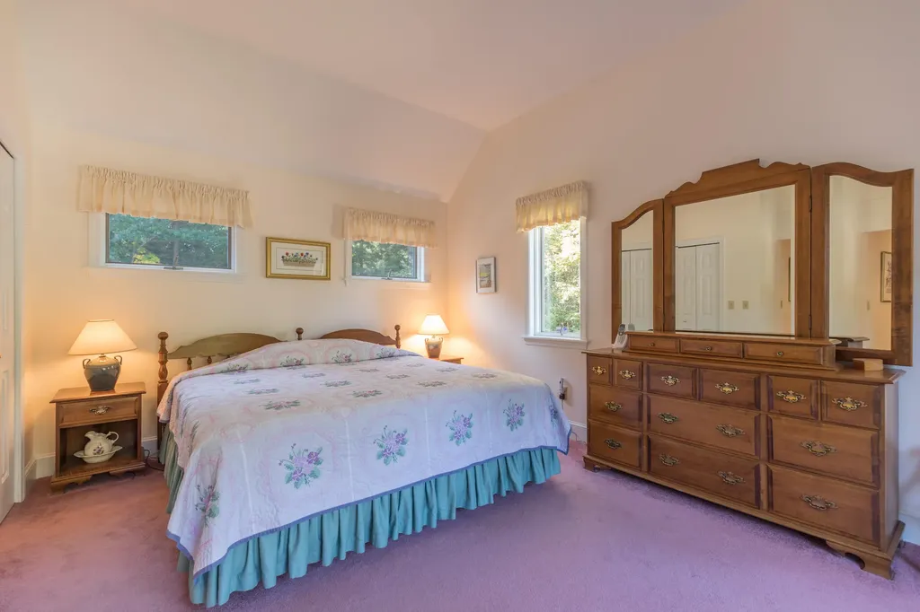 1 Juneberry Court Yarmouth ME 04096