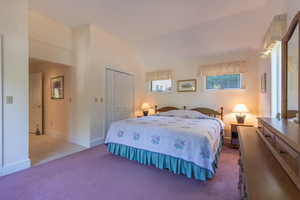 1 Juneberry Court Yarmouth ME 04096