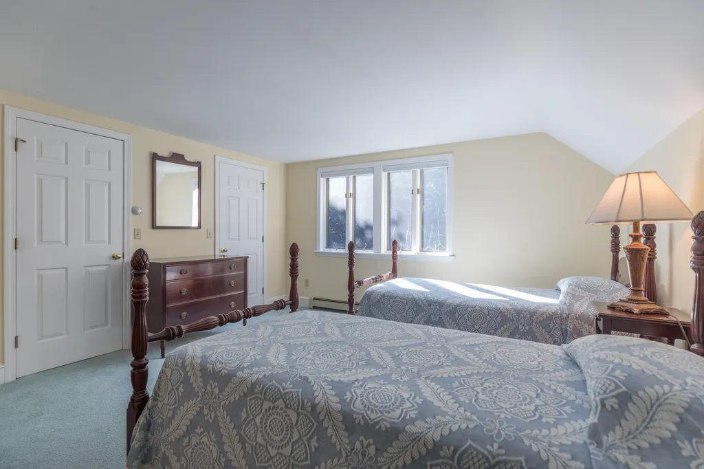 1 Juneberry Court Yarmouth ME 04096