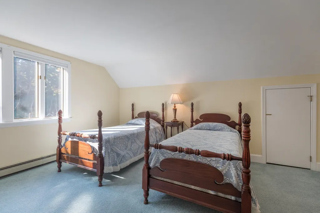 1 Juneberry Court Yarmouth ME 04096