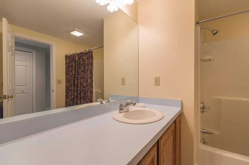 1 Juneberry Court Yarmouth ME 04096
