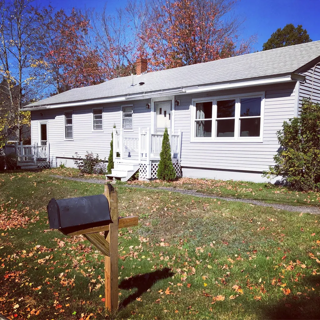 11 Louise Street Westbrook ME 04092