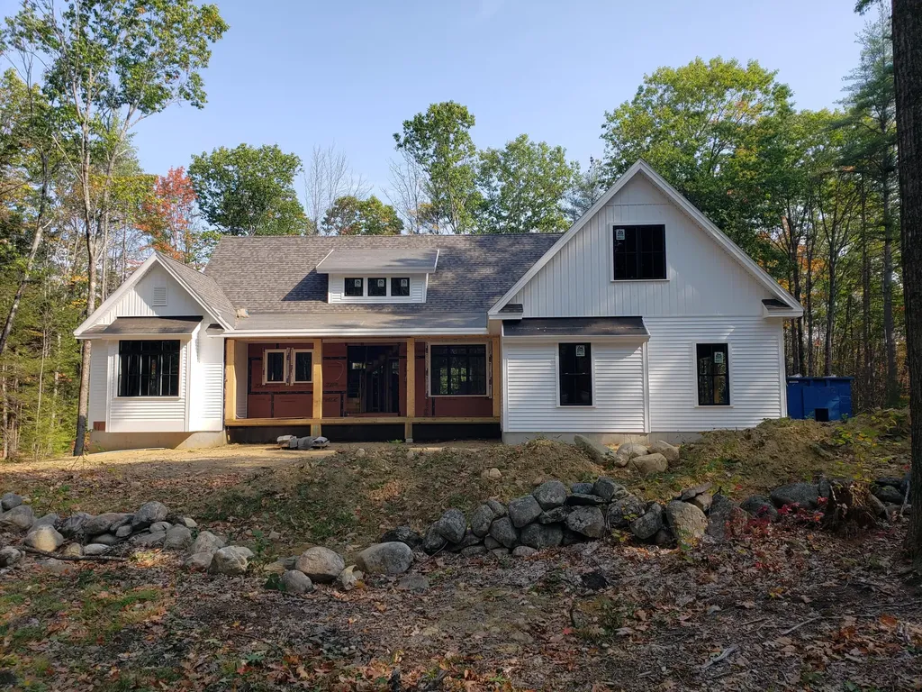 14 Clement Lane Berwick ME 03901