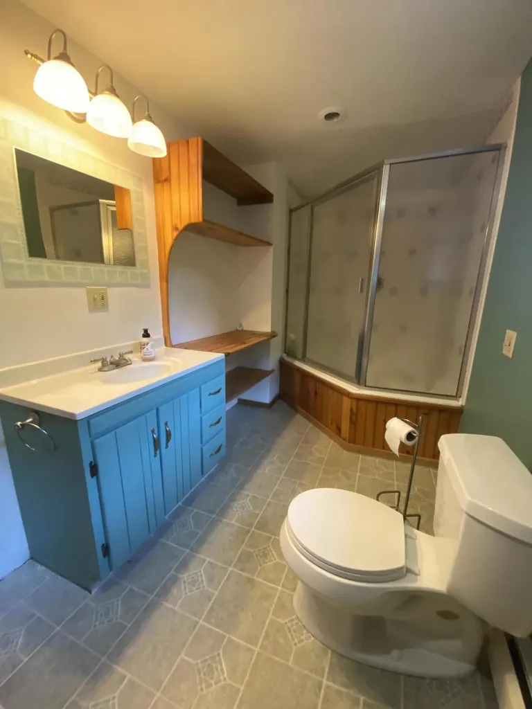 17 Bryant Street Bristol ME 04539