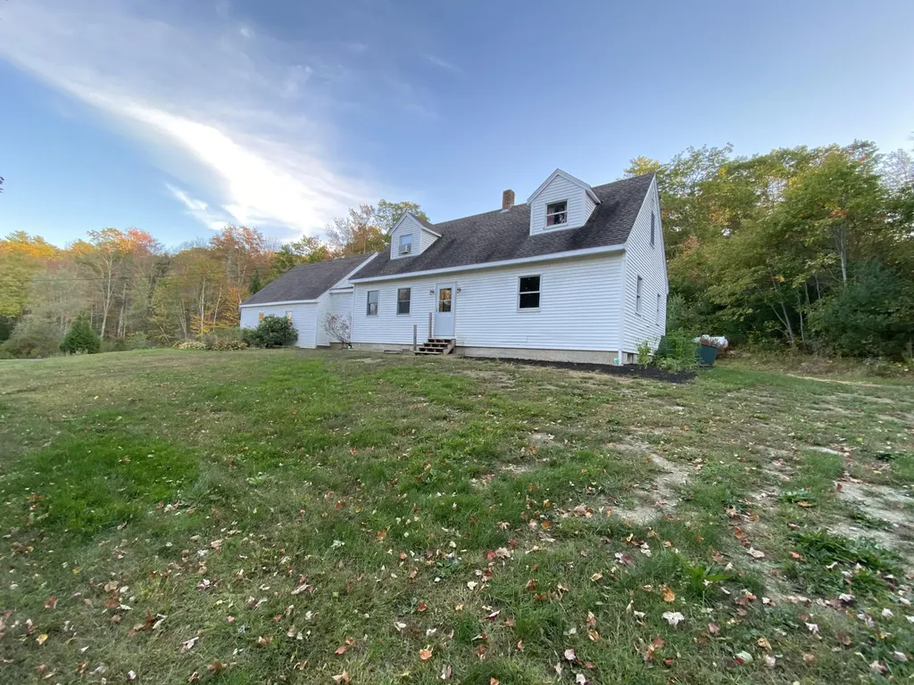 17 Bryant Street Bristol ME 04539