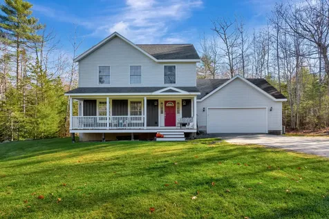 41 True Road Lincolnville ME 04849