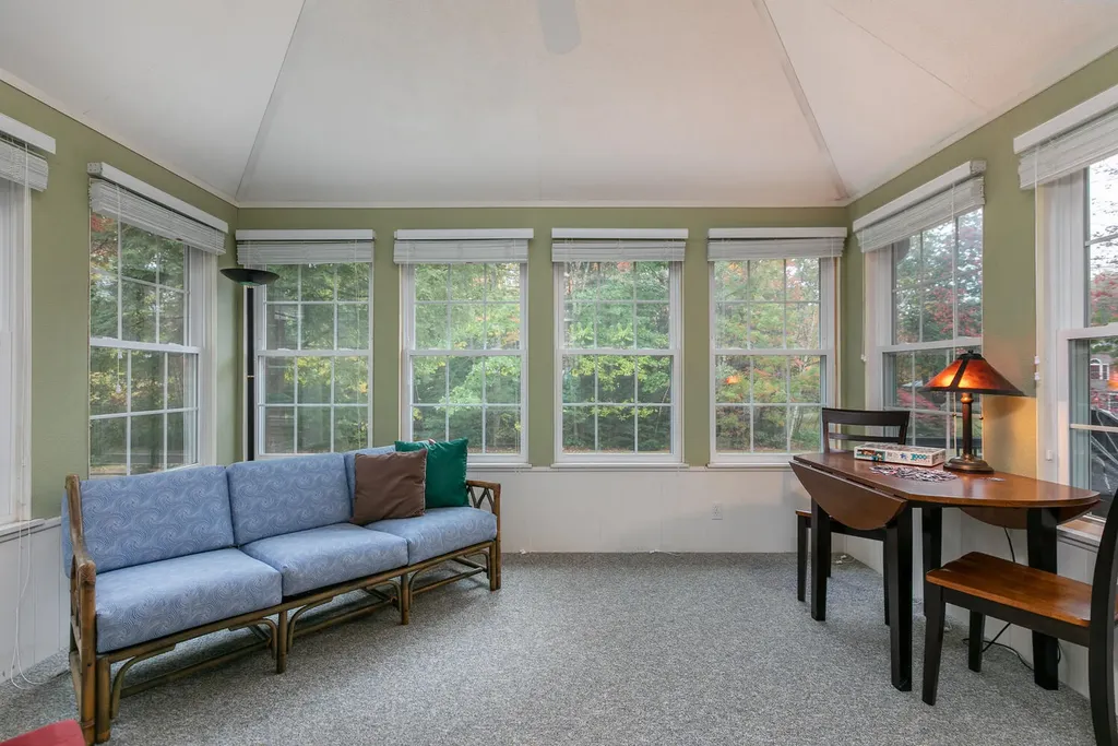 9 Heritage Lane Scarborough ME 04074