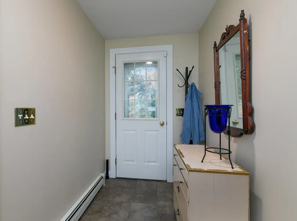 9 Heritage Lane Scarborough ME 04074