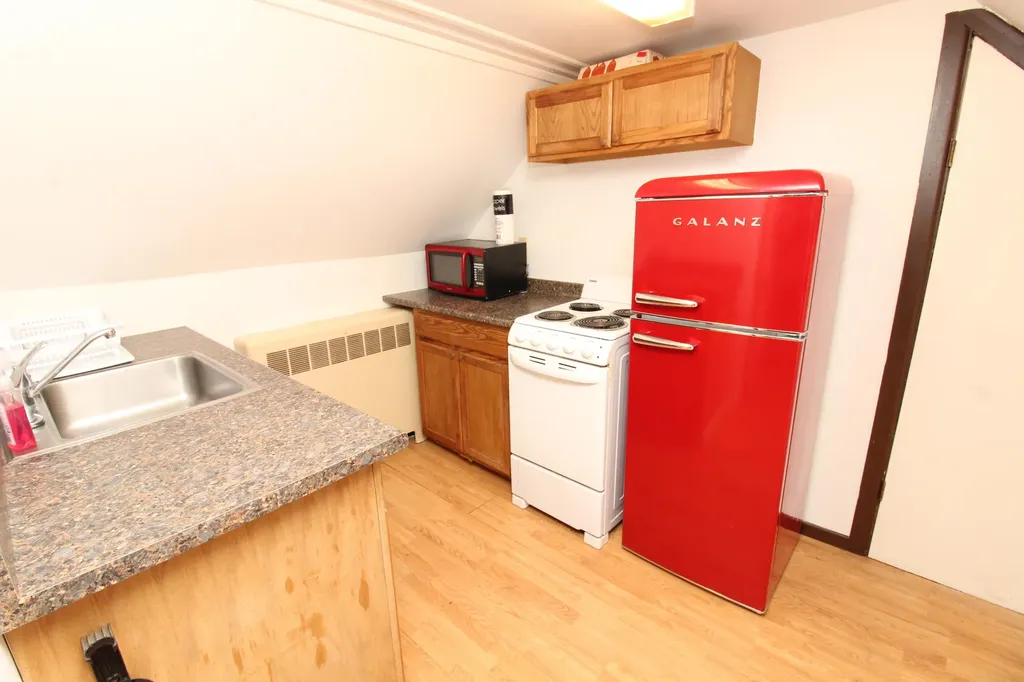 20 Boynton Street Bangor ME 04401