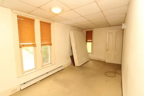 20 Boynton Street Bangor ME 04401