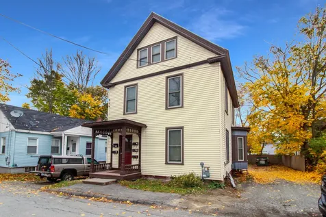 20 Boynton Street Bangor ME 04401