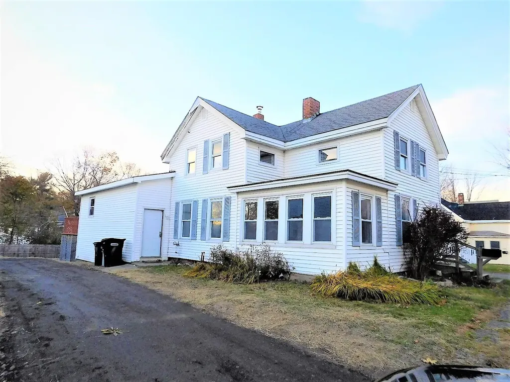 318 Grove Street Bangor ME 04401